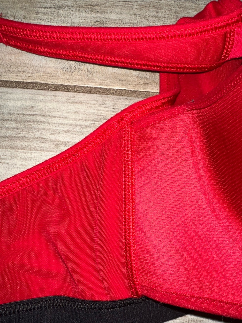 Victoria Secret Knock Out Front Zip Red Sports Bra 🍓🍒 - Picture 10 of 14